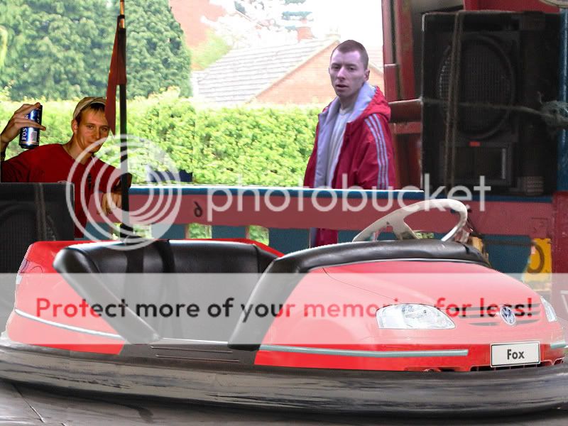 2005 Volkswagen Fox. Reflex Silver 2002 VW Golf Mk4