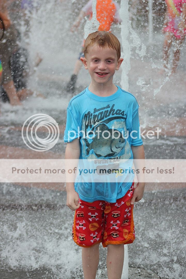 photo park41_zps6c128b6f.jpg