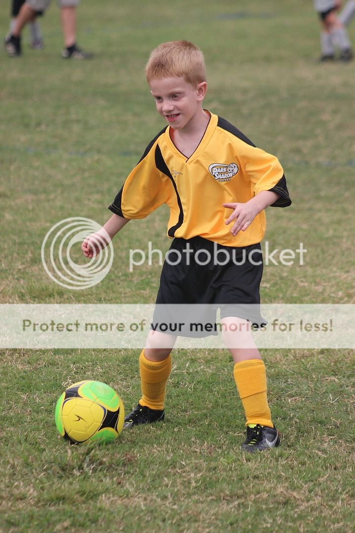 photo soccer11_zps5eac4f29.jpg