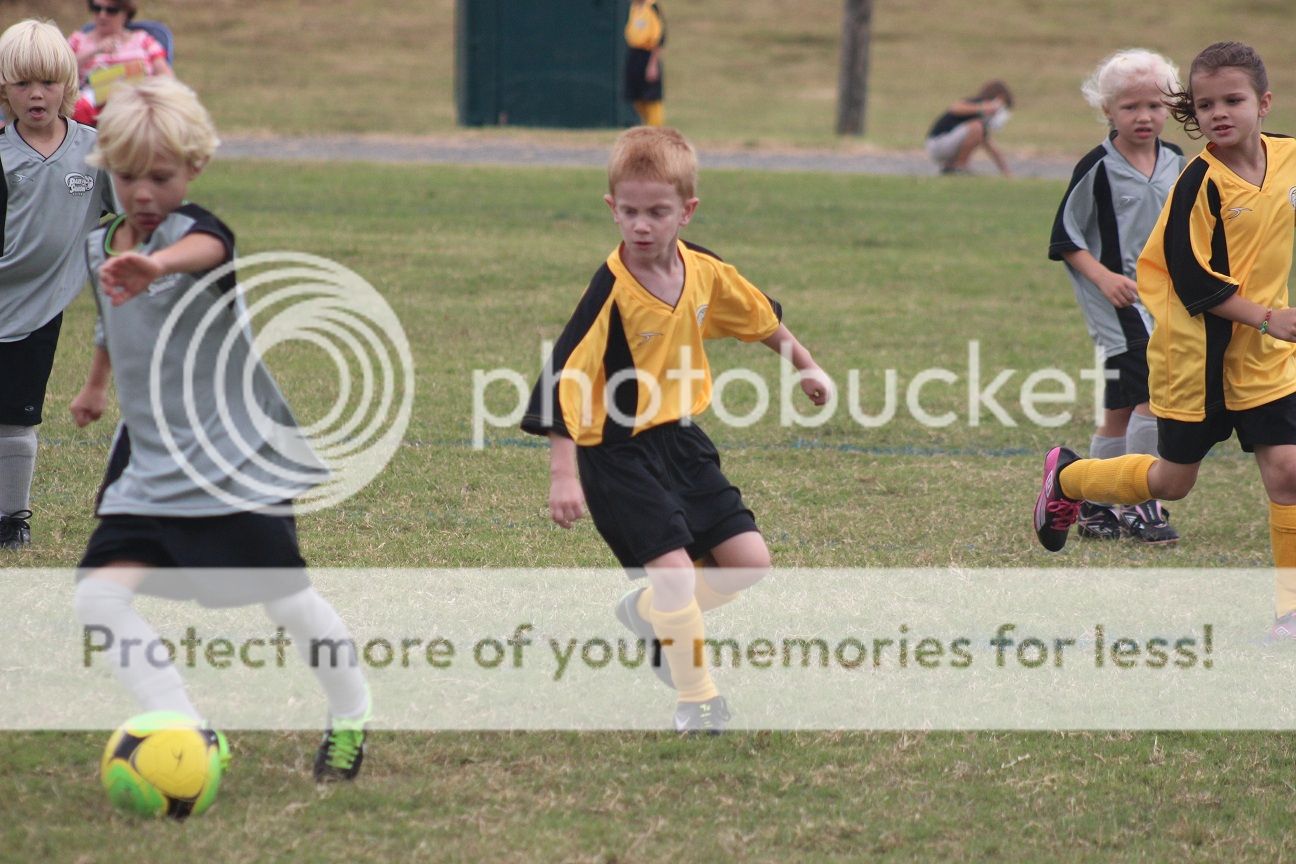 photo soccer18_zpsbc420744.jpg