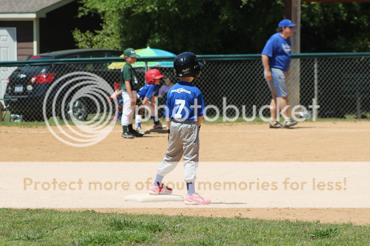photo baseball25_zpse49f5941.jpg