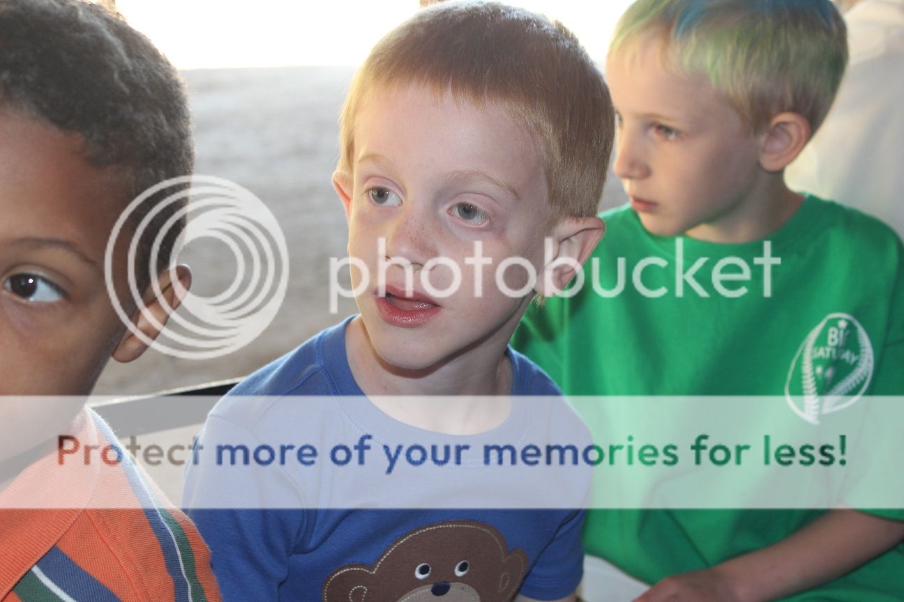 photo party10_zpsb2abab79.jpg