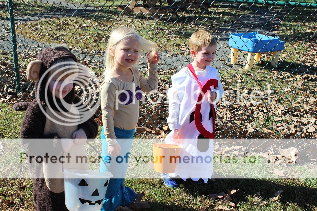 photo Halloween4_zps93effda6.jpg