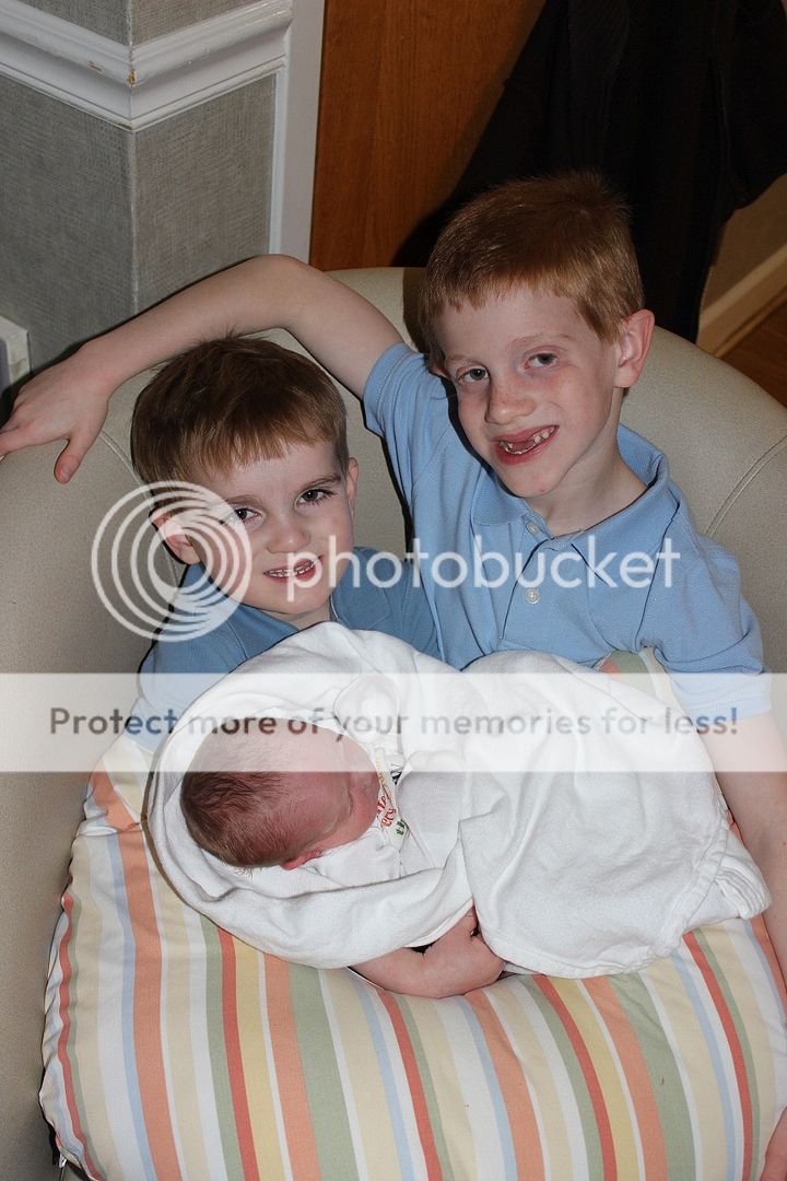 photo brothers2_zpsgpcka9ch.jpg